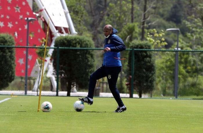 Fenerbahçeye Aurelio göndermesi O kadar Türk varken şaşırdım