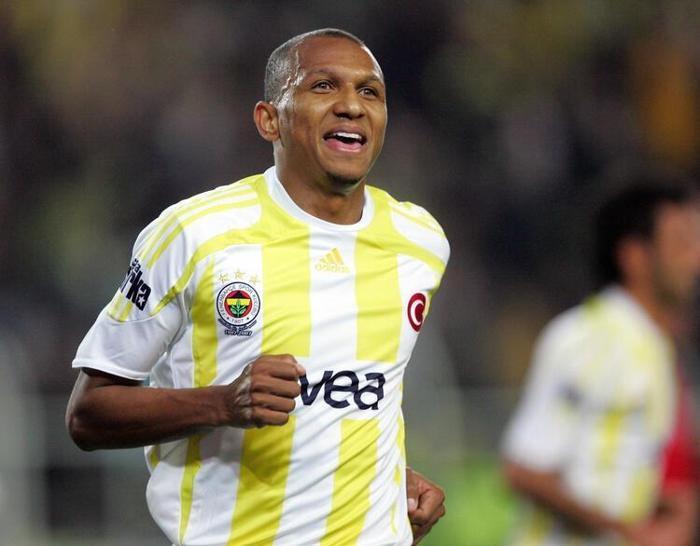 Fenerbahçeye Aurelio göndermesi O kadar Türk varken şaşırdım