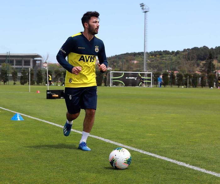 Fenerbahçe Rivada kampa girdi Aurelio işbaşı yaptı