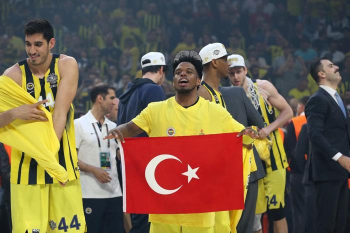 Obradovic, Fenerbahçe tarihinin en büyük zaferini böyle yaşatmıştı
