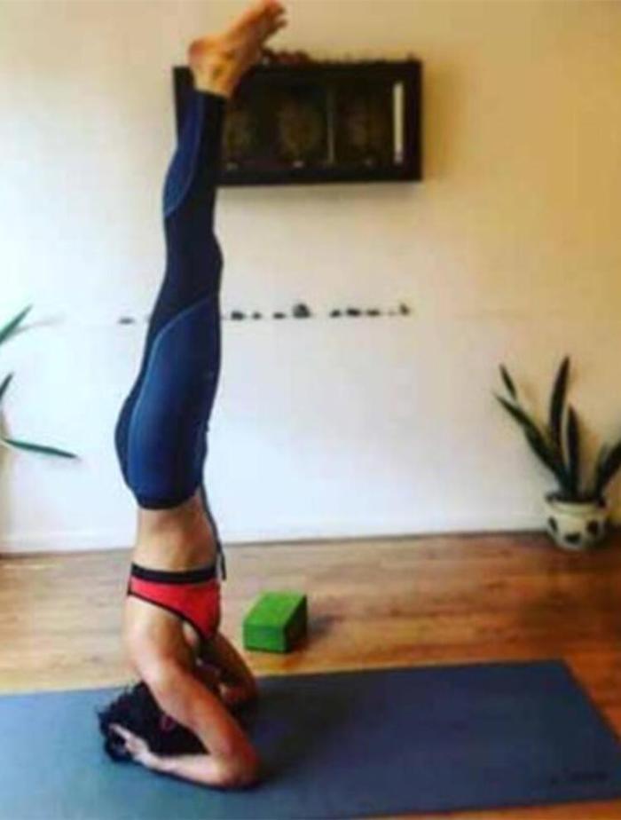 Ünlüler karantina günlerinde evlerini spor salonuna çevirdi
