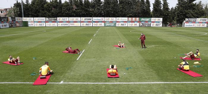 Galatasarayda idmanlar tüm hızıyla devam ediyor
