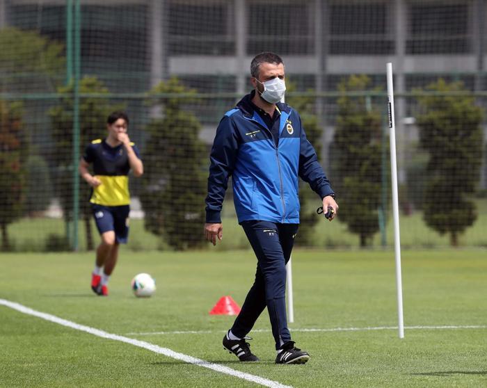 Fenerbahçe Rivada kampa girdi Aurelio işbaşı yaptı