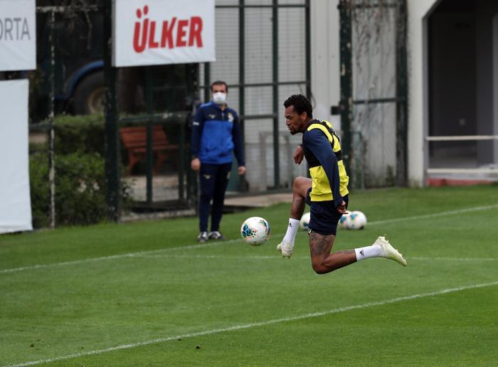 Fenerbahçe pas ve bitiricilik çalışması yaptı İşte o kareler