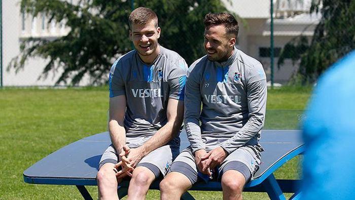 Alexander Sörloth------------Real Madrid