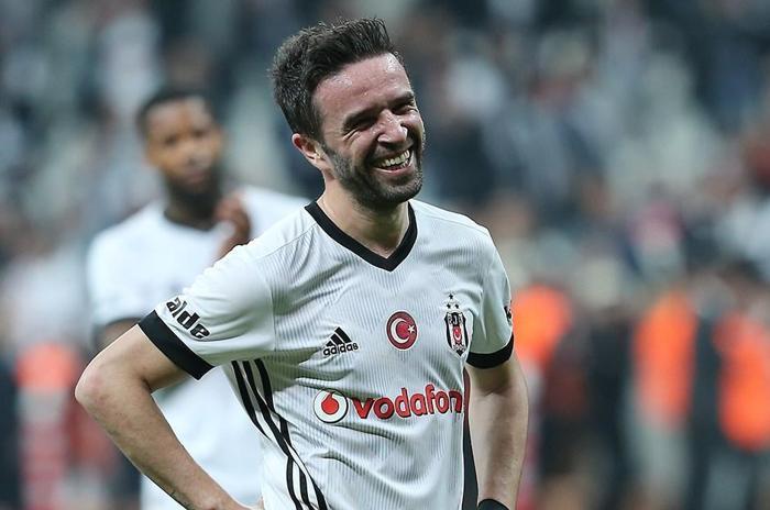 Emre Belözoğlu devrede Fenerbahçe ile Beşiktaş arasında transfer hesapları