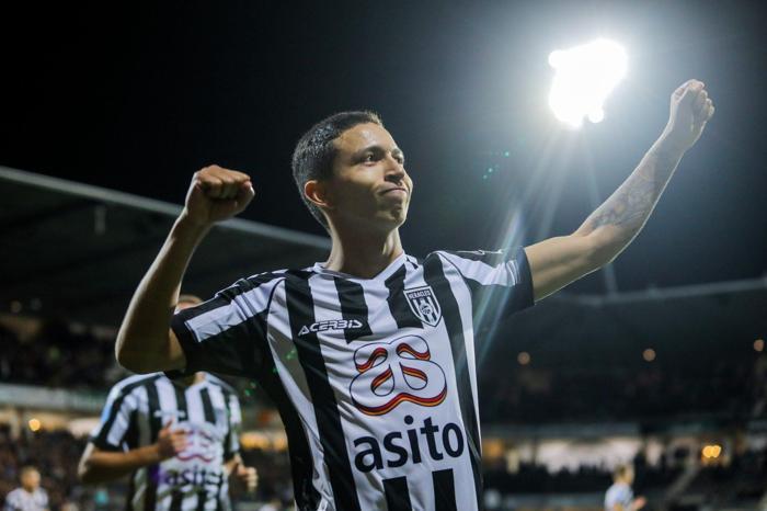 Fenerbahçe transfere başlıyor Alex de Souza devreye girecek