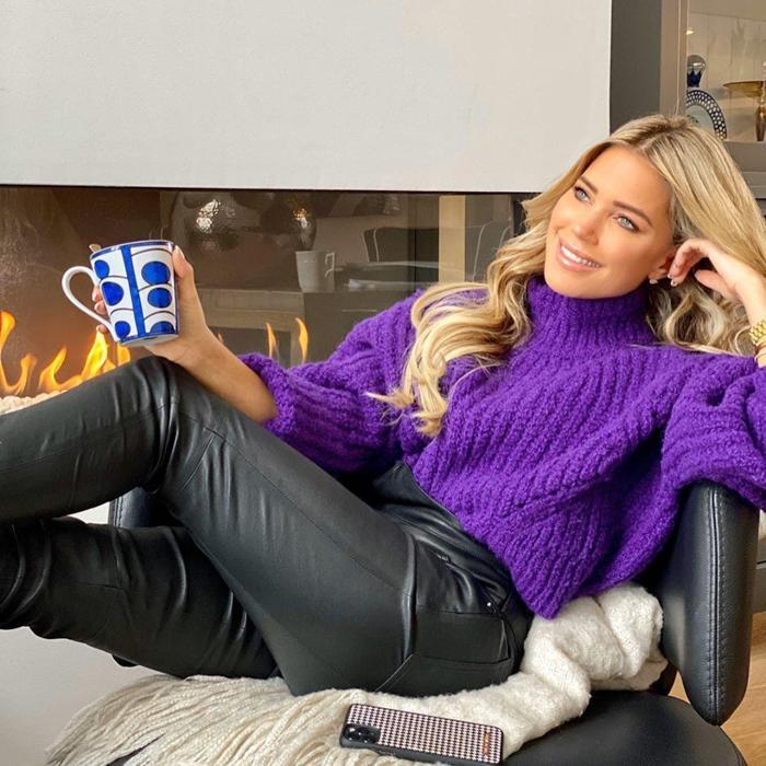 Sylvie Meis, düğüne ayna ile hazırlanıyor