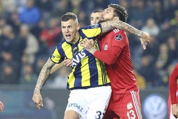 Fenerbahçede Skrtel ile ipler kopuyor