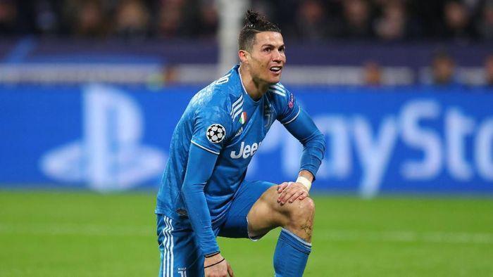 Cristiano Ronaldodan flaş karar Juventusa mesaj gönderdi, İtalyaya dönmüyor