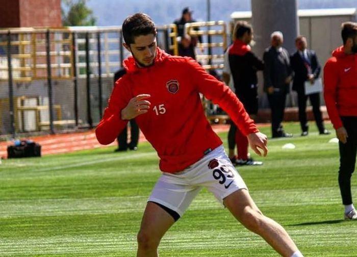 İsmail Yüksek------------Fenerbahçe