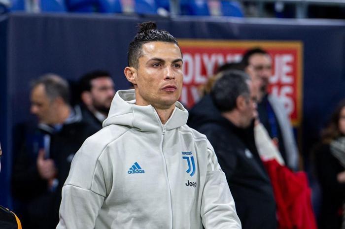 Cristiano Ronaldodan flaş karar Juventusa mesaj gönderdi, İtalyaya dönmüyor