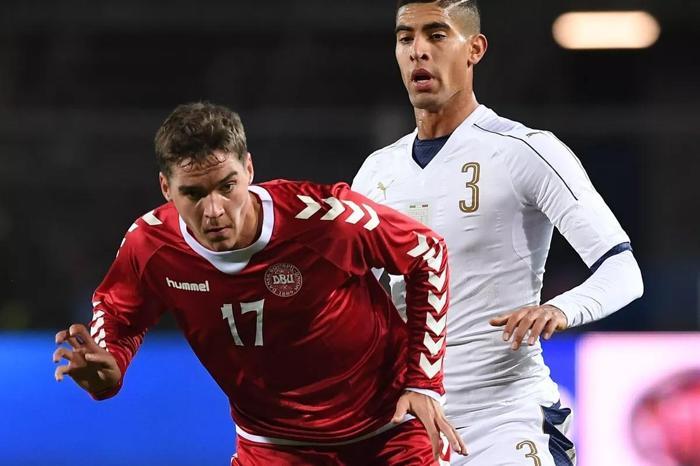 Fenerbahçede Robert Skov harekatı