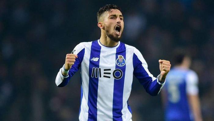 Alex Telles------------Juventus/PSG