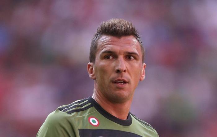 Fatih Terim istedi Mario Mandzukic harekatı başladı Galatasaray bombayı patlatıyor