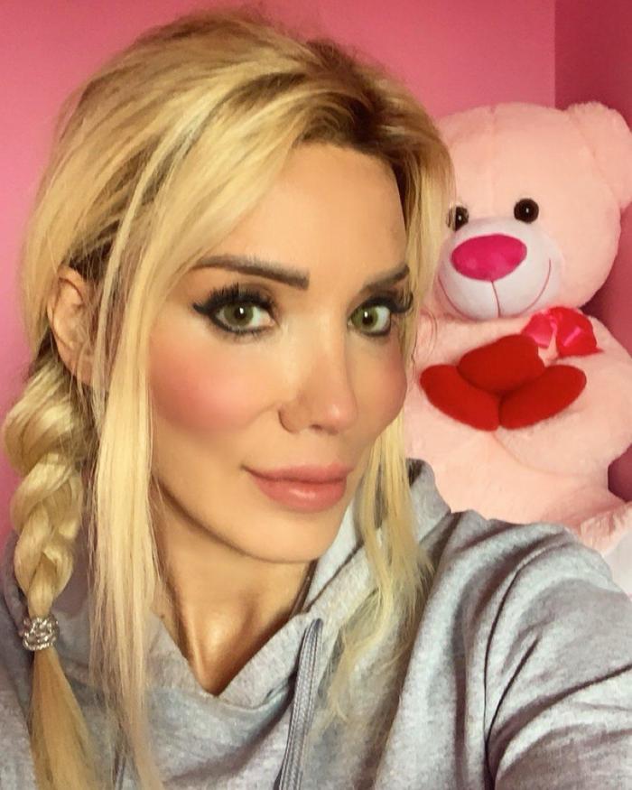 Cicişler lakaplı Esra Ersoy ile Ceyda Ersoy kardeşler çıldırdı