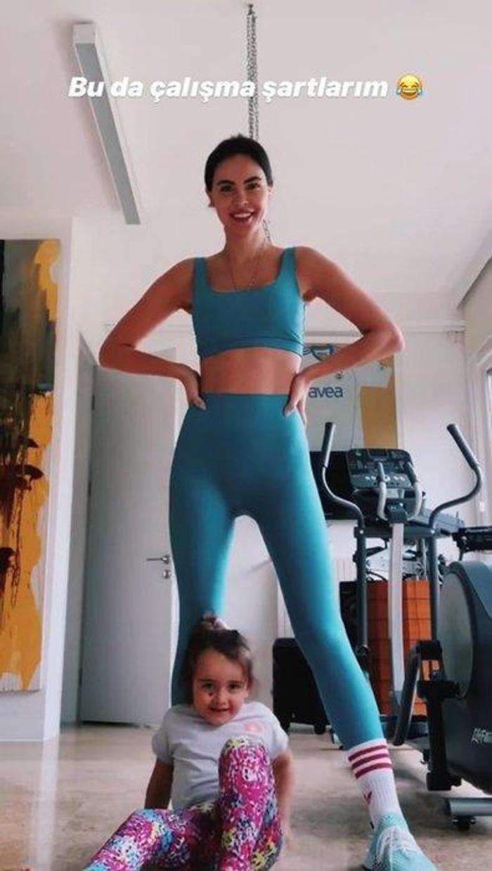 Volkan Demirelin eşi Zeynep Demirel imaj değiştirdi