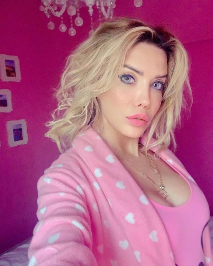 Cicişler lakaplı Esra Ersoy ile Ceyda Ersoy kardeşler çıldırdı