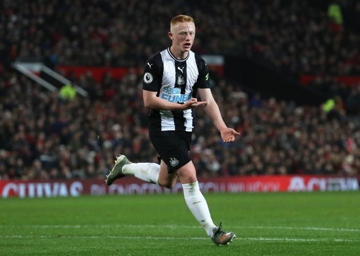 Fenerbahçe Matthew Longstaff için devrede Bedava orta saha...