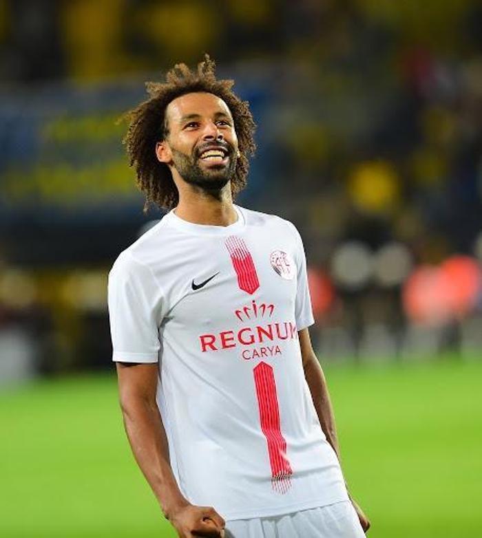 Nazım Sangare Bundesligaya... Galatasaray, Fenerbahçe ve Beşiktaşa kötü haber