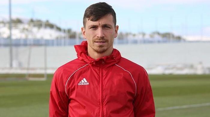 Son dakika | Galatasaray, Mert Hakanla anlaştı İşte giyeceği forma...