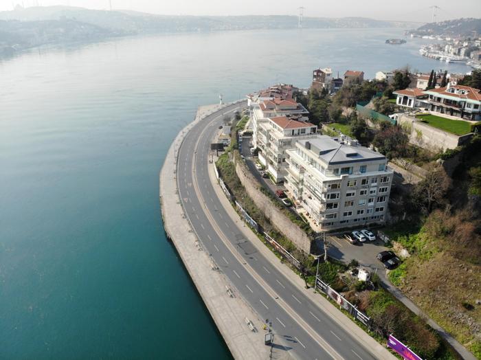 Sokağa çıkma yasağının ardından İstanbulda tarihi görüntüler