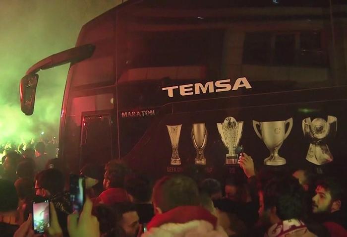 Galatasaray derbide Fenerbahçeyi devirdi İşte müthiş maçın hikayesi...
