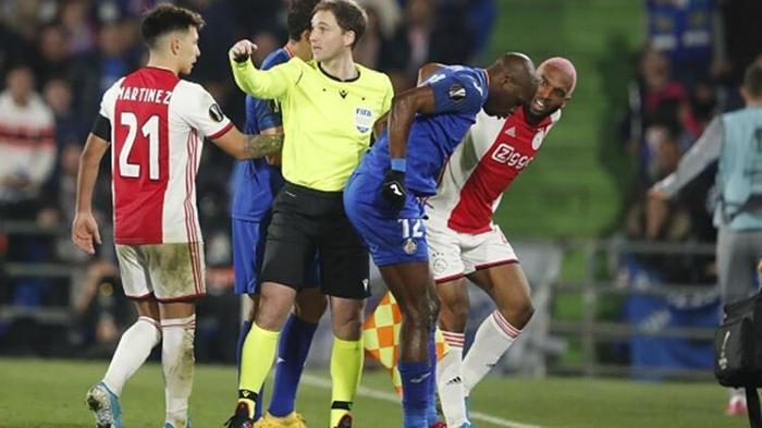 Ryan Babelden olay hareket Getafe - Ajax maçına damga vurdu