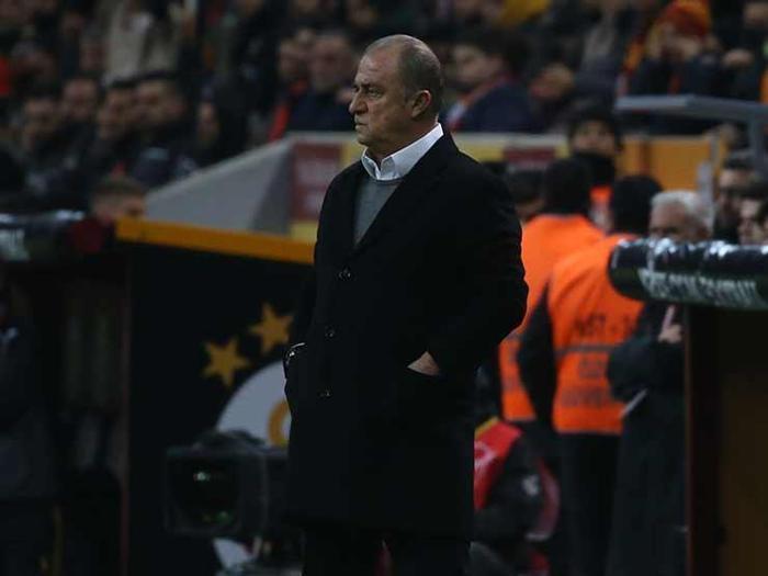 Galatasarayda akıl oyunları...
