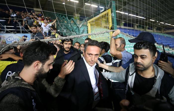 Fenerbahçede o gün geldi Ali Koçun açıklaması bekleniyor...