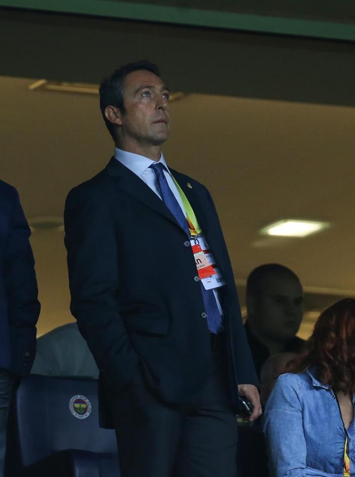 Fenerbahçede o gün geldi Ali Koçun açıklaması bekleniyor...