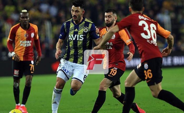 Fenerbahçe-Galatasaray derbisinden kareler Ozan Tufan-Fatih Terim gerilimi...