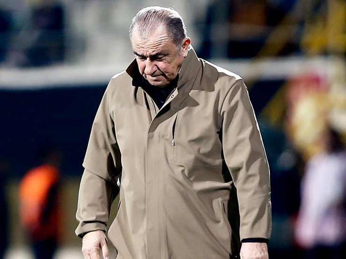 Galatasarayda Alanyaspor maçında Fatih Terim çılgına döndü