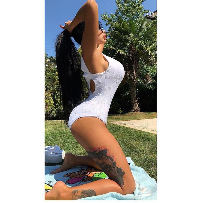 Enise Sude isimli Instagram kullanıcısı, Dorukhan Toközün attığı mesajları ifşa etti