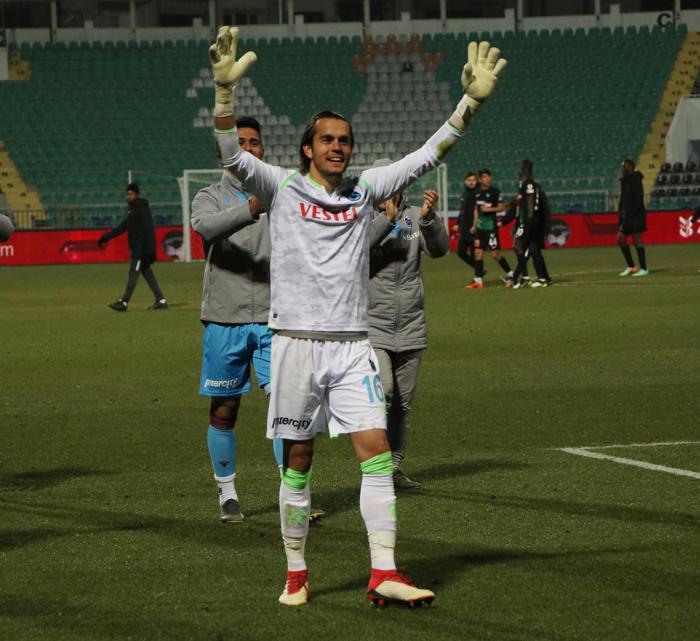 Erce Kardeşler Trabzonsporu taşıdı, sosyal medya yıkıldı
