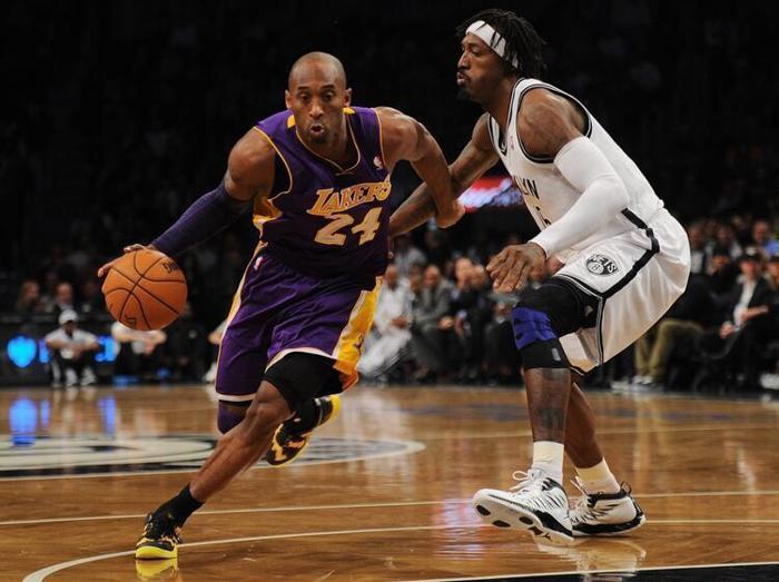 Kobe Bryantın ölümü ünlüler dünyasını yasa boğdu