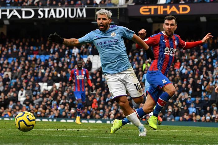 Cenk Tosunlu Crystal Palacedan Manchester Cityye çelme