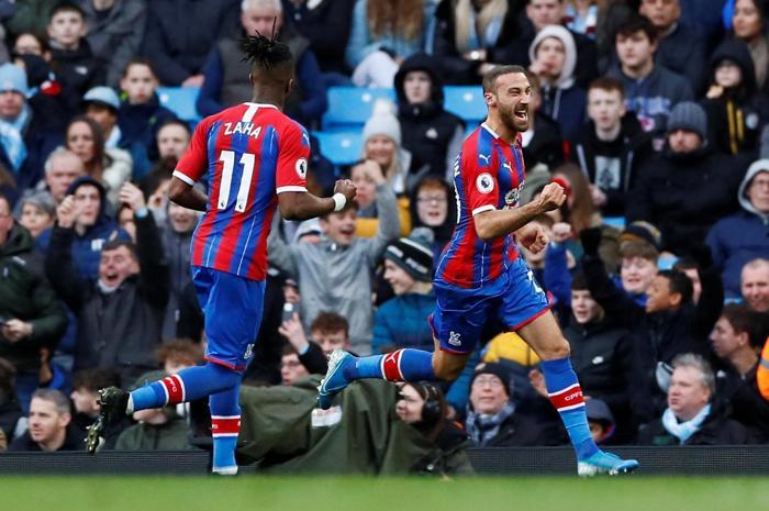 Cenk Tosunlu Crystal Palacedan Manchester Cityye çelme