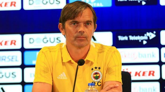 Fenerbahçede Comollinin eleştiri toplayan transferleri
