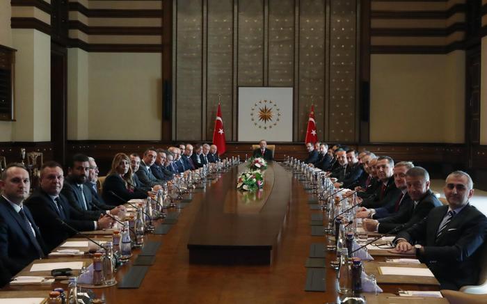 Cumhurbaşkanı Erdoğan, kulüpleri kabul etti