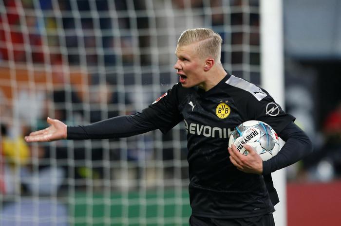 Erling Haaland Borussia Dortmund formasıyla harikalar yarattı