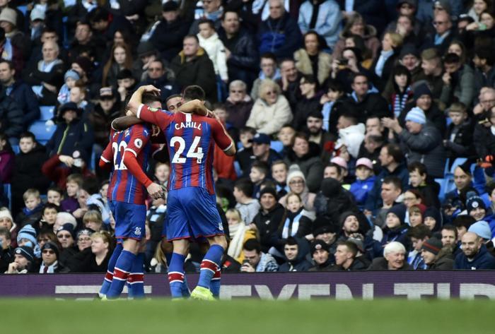 Cenk Tosunlu Crystal Palacedan Manchester Cityye çelme