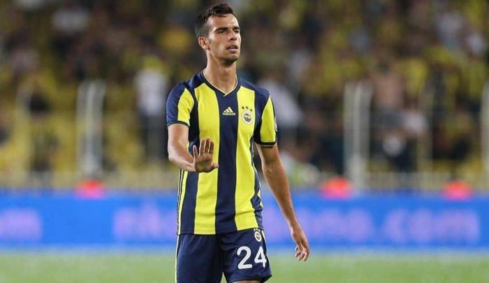 Fenerbahçede Comollinin eleştiri toplayan transferleri