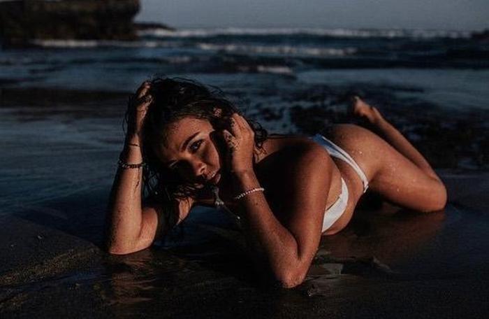 Buz patencisi Vanessa Bauer bir anlık dikkatsizliğinin kurbanı oldu