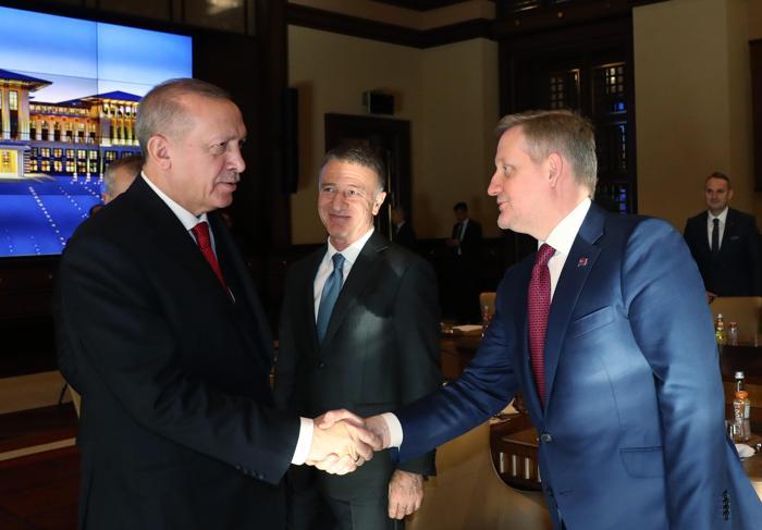 Cumhurbaşkanı Erdoğan, kulüpleri kabul etti