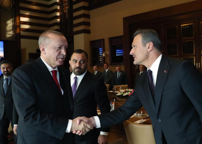 Cumhurbaşkanı Erdoğan, kulüpleri kabul etti