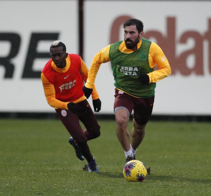Galatasarayın yeni transferi Marcelo Saracchi ilk antrenmanına çıktı