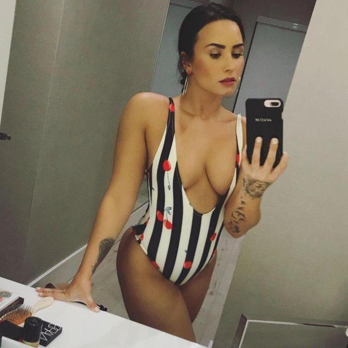 Neymar ve Demi Lovato aşk mı yaşıyor