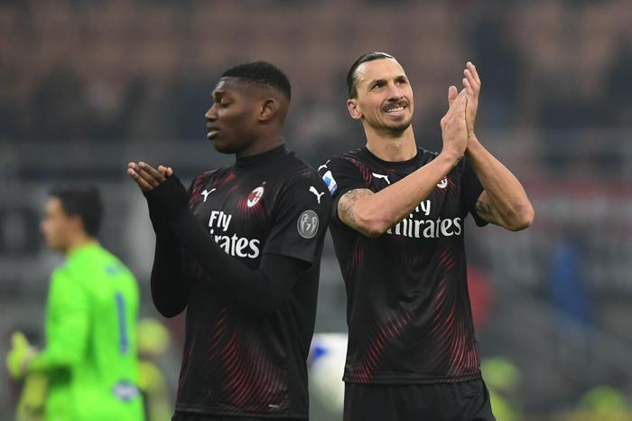 Zlatan Ibrahimovic yıllar sonra Milan formasıyla sahada