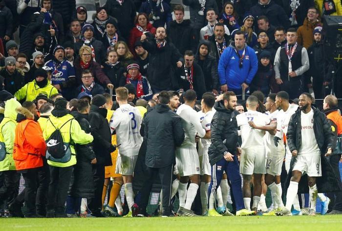 Eski Beşiktaşlı Marceloya çirkin saldırı